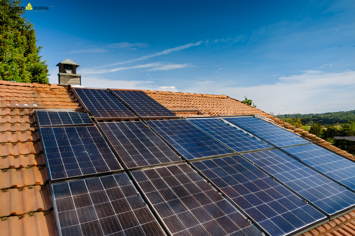 Акції компаній сонячної енергетики різко впали через прийняття податкового законопроєкту Трампа