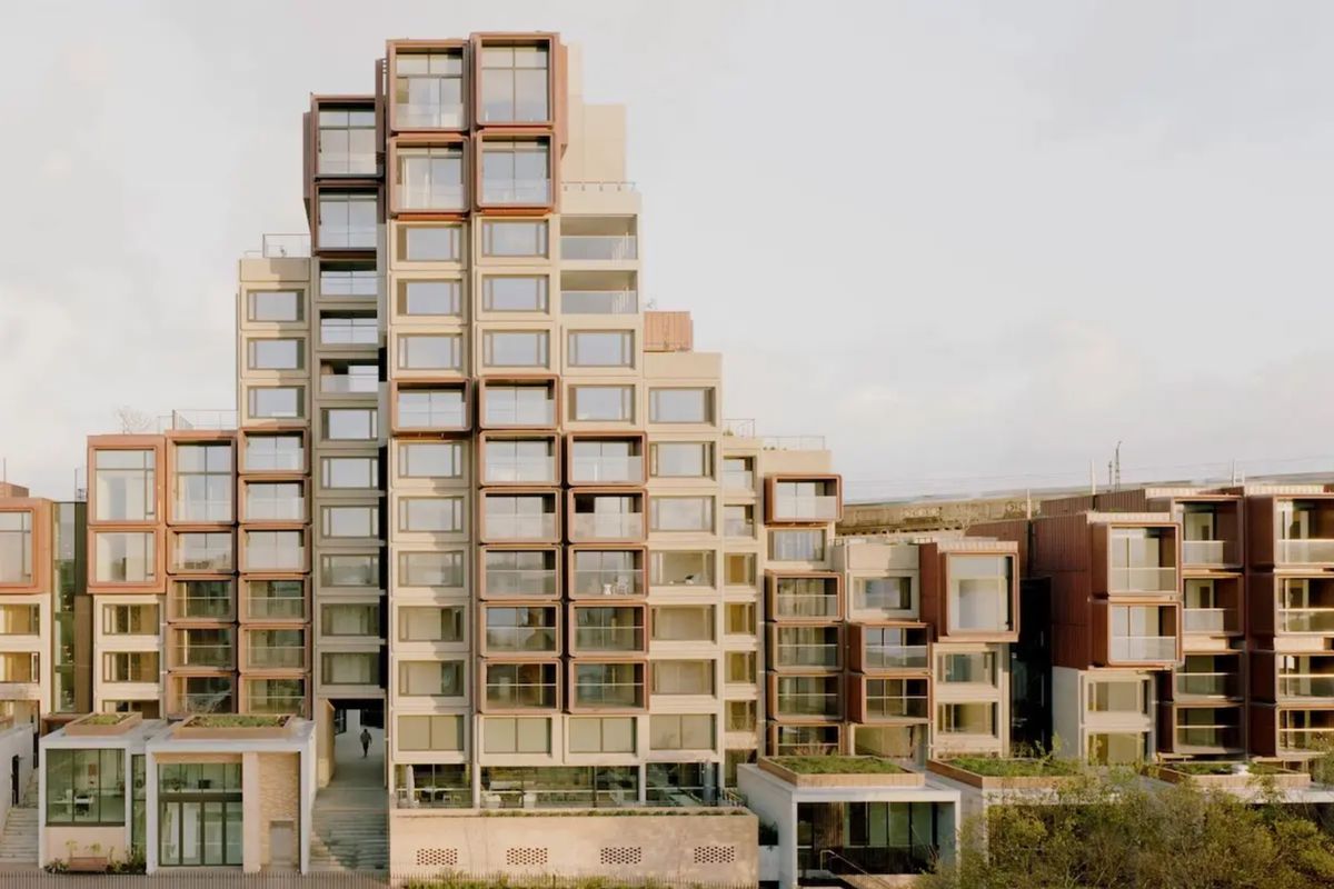 After years of struggle: a brutalist house built in 1979 was reconstructed in Sydney