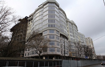 ARKADIA HILLS Residential Compound